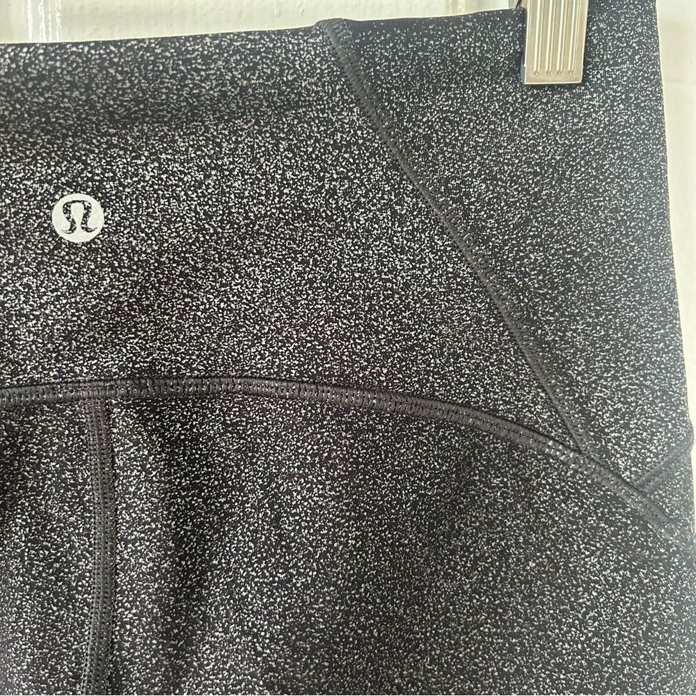 Lululemon Black and White Splatter Cropped Leggings